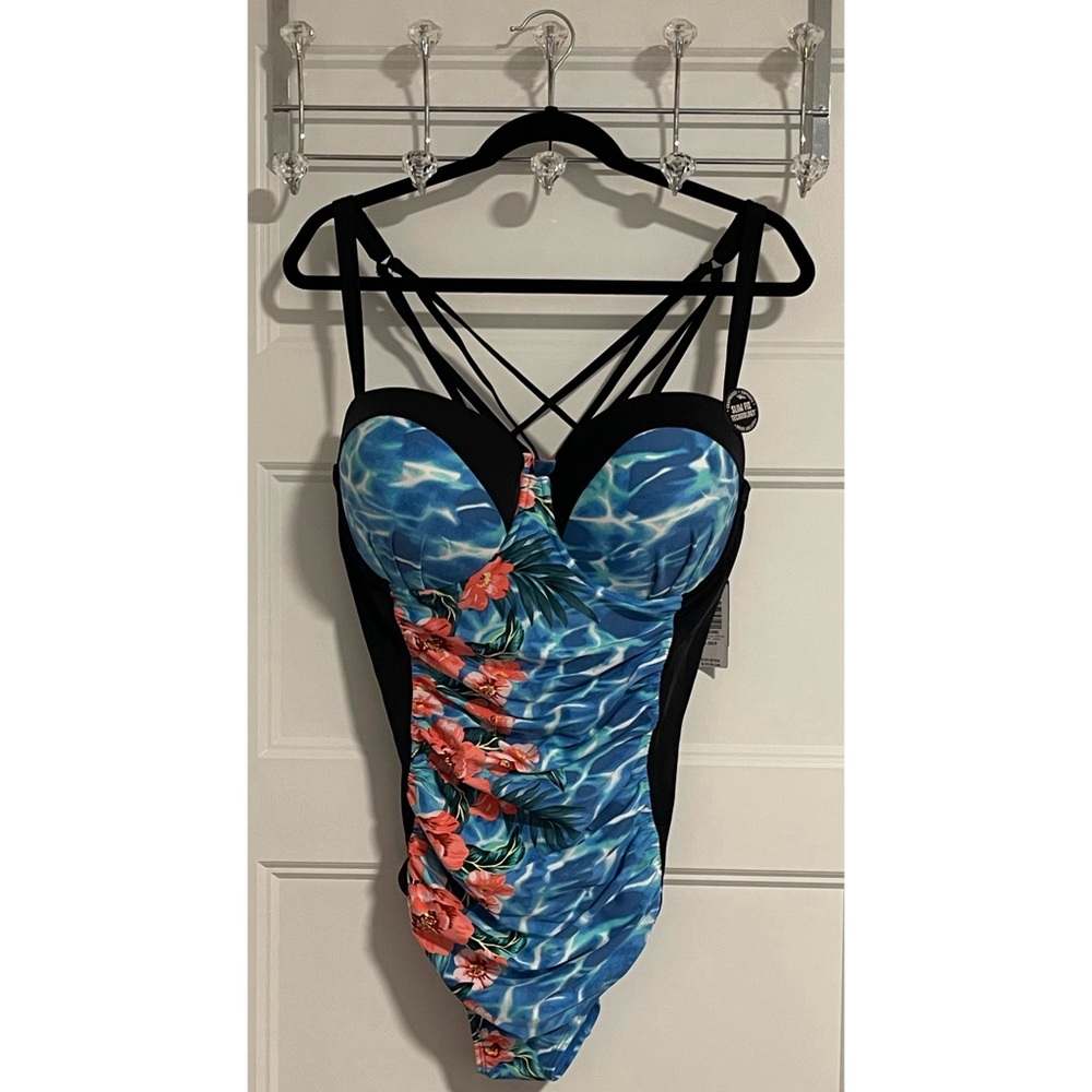 Torrid Underwire Slim Fix Blue Water Floral One-Piece Swimsuit NWT SZ 2 DD/F - Picture 6 of 16